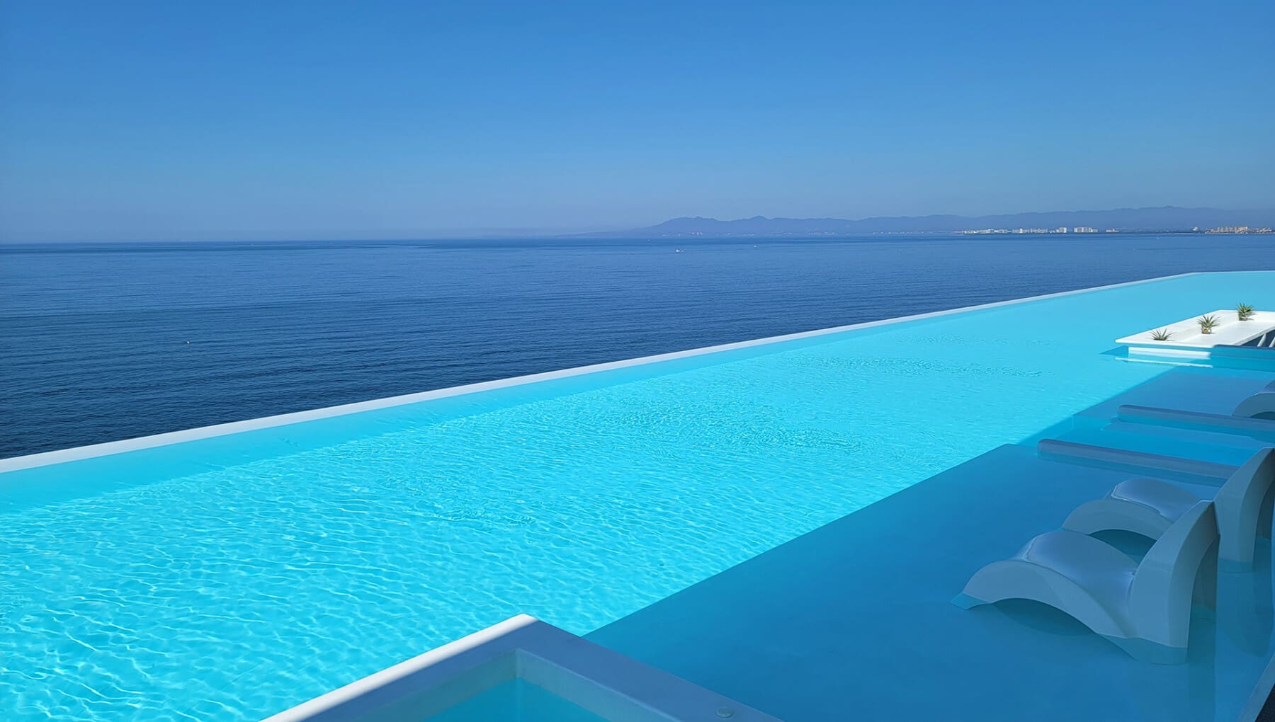 luxury condo puerta vallarta